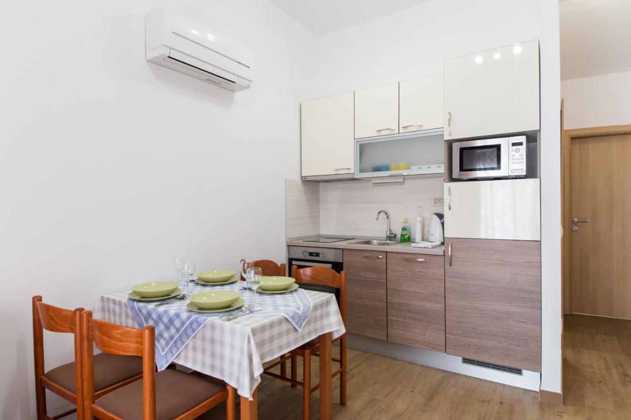Apartments Sunrise Брист Экстерьер фото